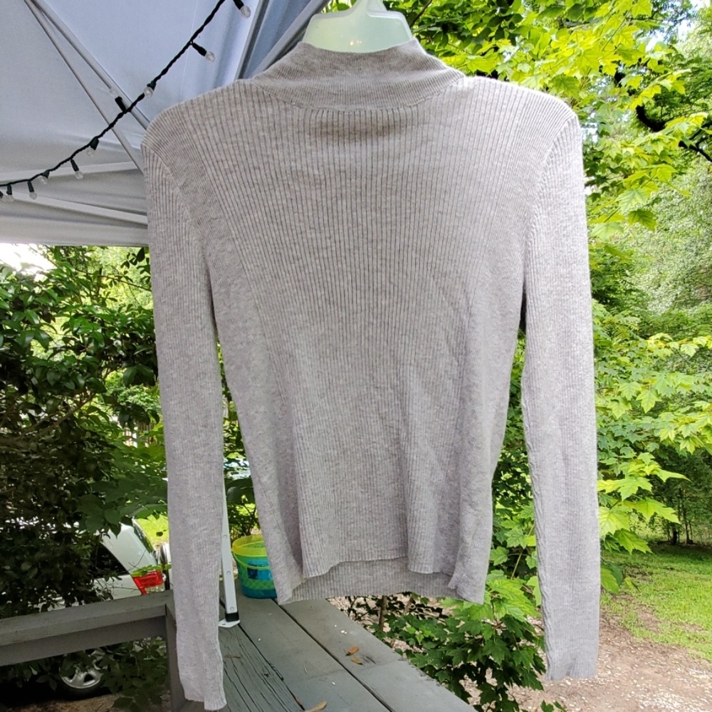 Ribbed long sleeve top